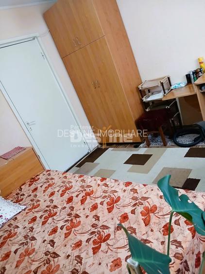 Apartament cu 3 camere de vanzare zona centrala - 10