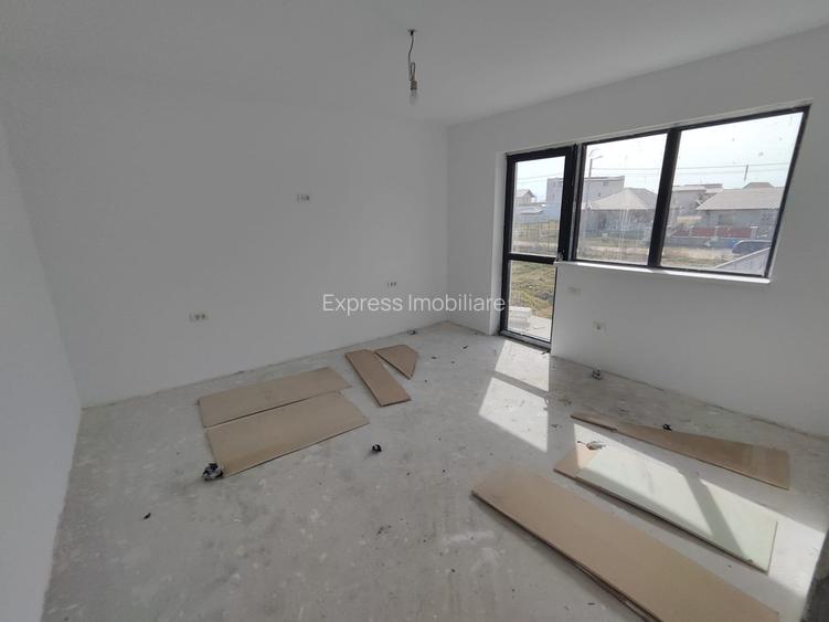 Casă spațioasă în Agigea, județul Constanța - 19