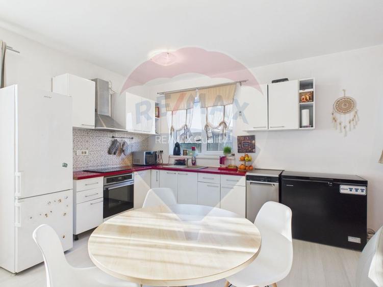 Casa moderna cu 4 camere de vanzare Buftea - 4