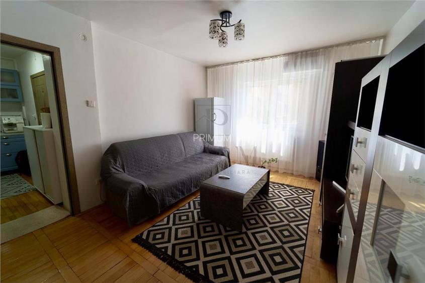 Blascovici - Etaj 1 - Apartament 2 Camere - Renovat - Zona Linistita - 2