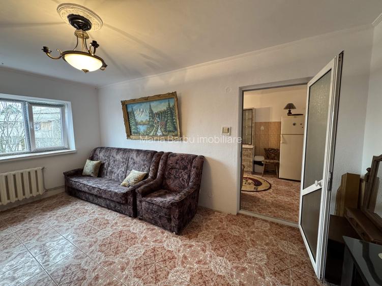 2 cam. 55 mp, decomandat, et.4, str. Manastirii - 4