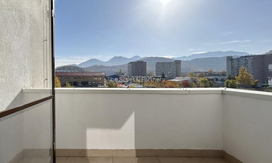 Parc si Facilitati in Zona - 8