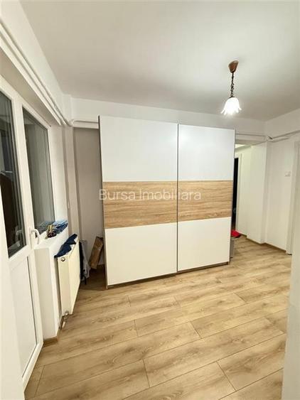 APARTAMENT 3 CAMERE, ETAJ 1, TEATRU - 9