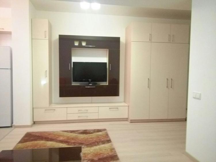 Garsoniera lux, in bloc nou, de inchiriat. Modern , complet mobilata si utilata.