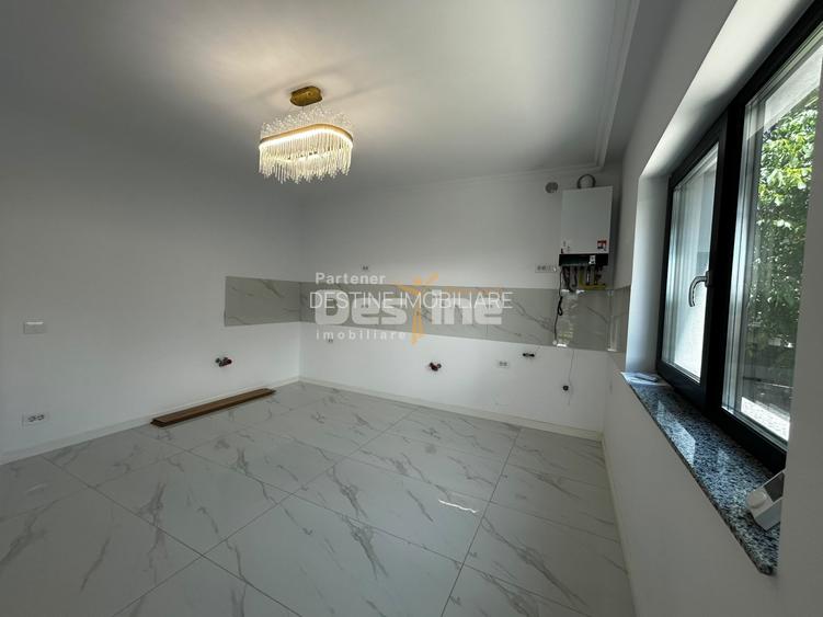 Casă individuală 4 camere, 100 mp utili, curte 400 mp, beci și 2 locuri parcare - 12