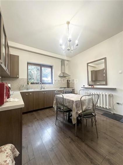 Casa Spatioasa cu Teren de 1000 mp | Poiana - 8