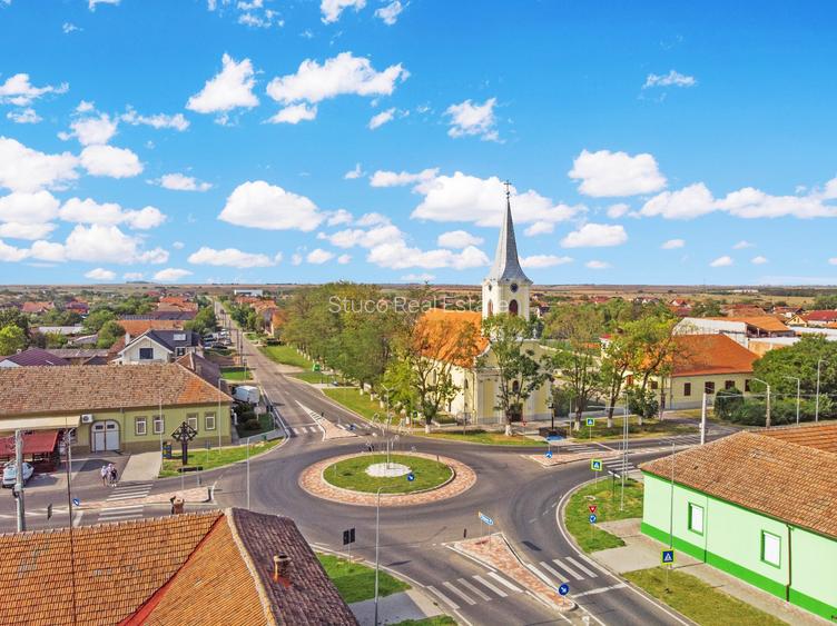 Casă de vânzare în centrul satului Dudeștii Noi - 2