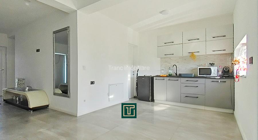 Casă modernă cu piscină și garaj de închiriat în Fântânele - 5