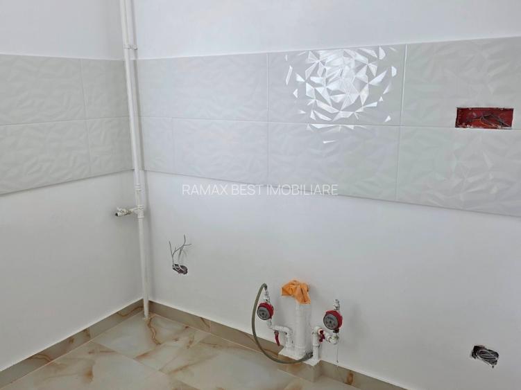 Nicolae Grigorescu, 10 minute metrou, la parcul Titanii, Prisaca Dornei, - 10