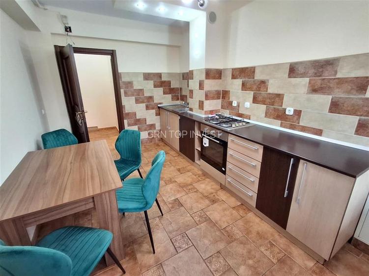 Apartament 4 camere 2 bai parcare balcon zona Strand - 5