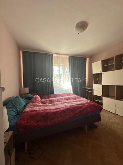 90000 euro .. 2 camere cu centrala .. etaj intermediar - 11