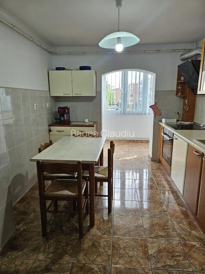 Apartament de închiriat – Zona Alfa, 97 mp - 4