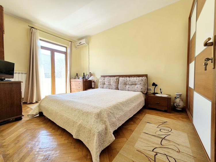 Piata Ovidiu-Comandamentul Marinei-apartament cu farmec aparte si vedere la mare - 10