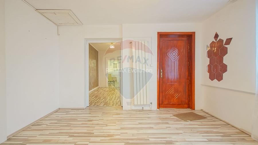 COMISION 0 | Apartament 4 camere + Curte | Zona Tractorul - 3