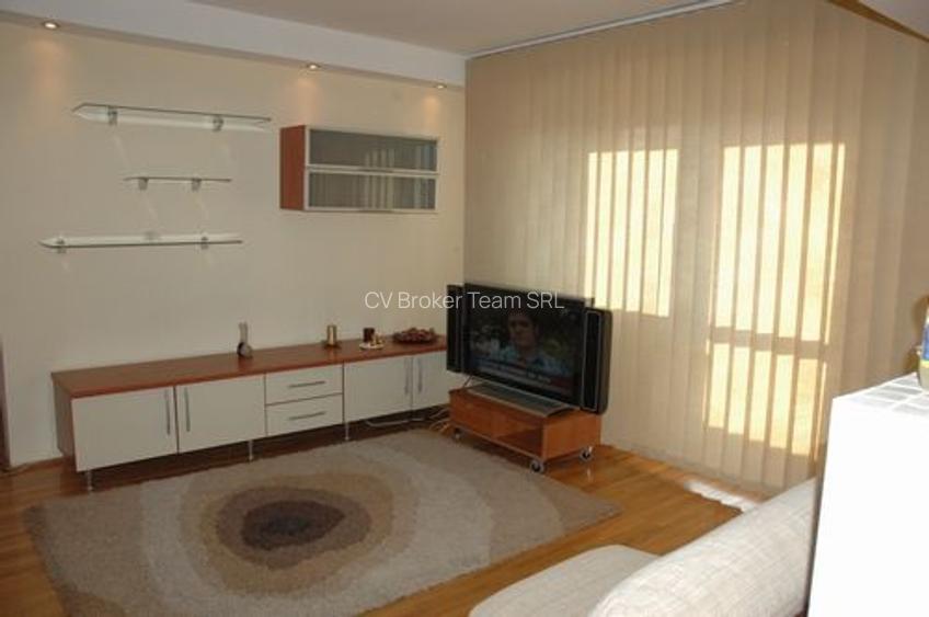 Rond P-ta Alba Iulia, 2 cam 3/8, mobilat, utilat, lux - 3