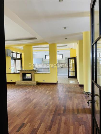 VANZARE VILA 8 CAMERE 652 mp teren zona Sisesti Sector 1 - 20