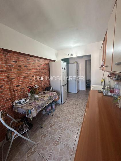 Apartament 2 camere -Zona Sud - etaj 4/4  -53mp - 47000 negociabil - 7