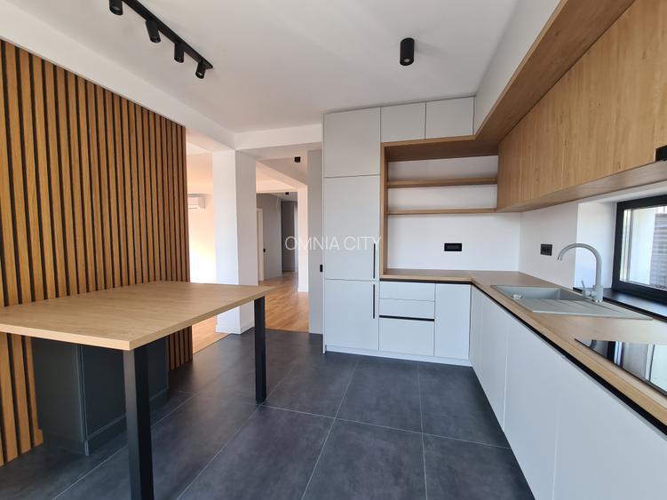 Imobil de exceptie, zona foarte buna. Prima inchiriere. Semimobilat, utilat. - 11