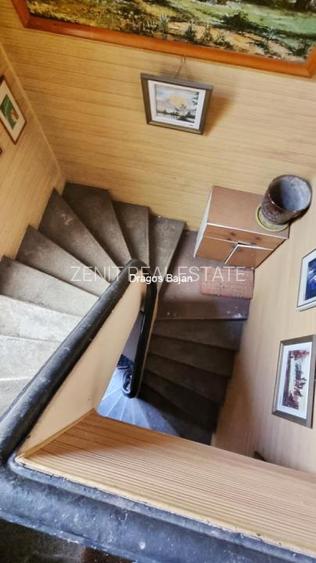 Alba Iulia // Etaj in vila // curte - 12