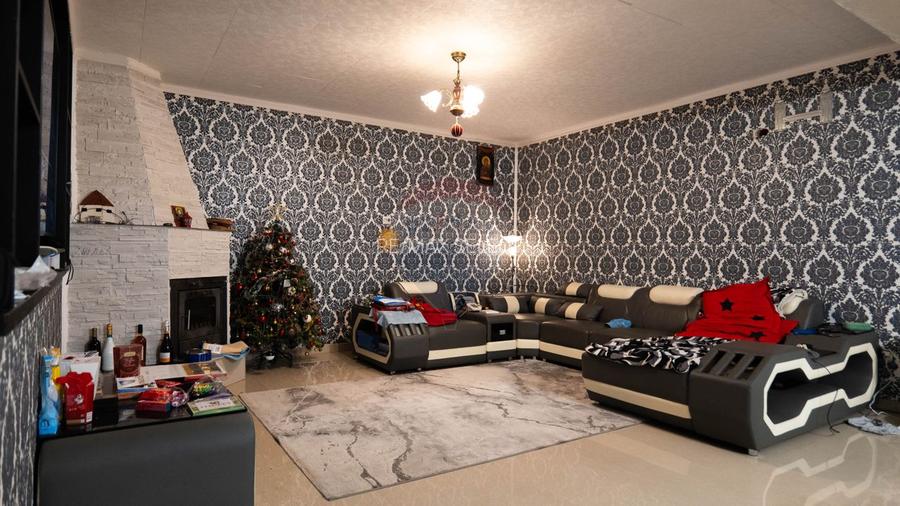 Vilă cu piscină –ideală pentru familie sau pensiune, Bacu-acces A1/A0 - 19