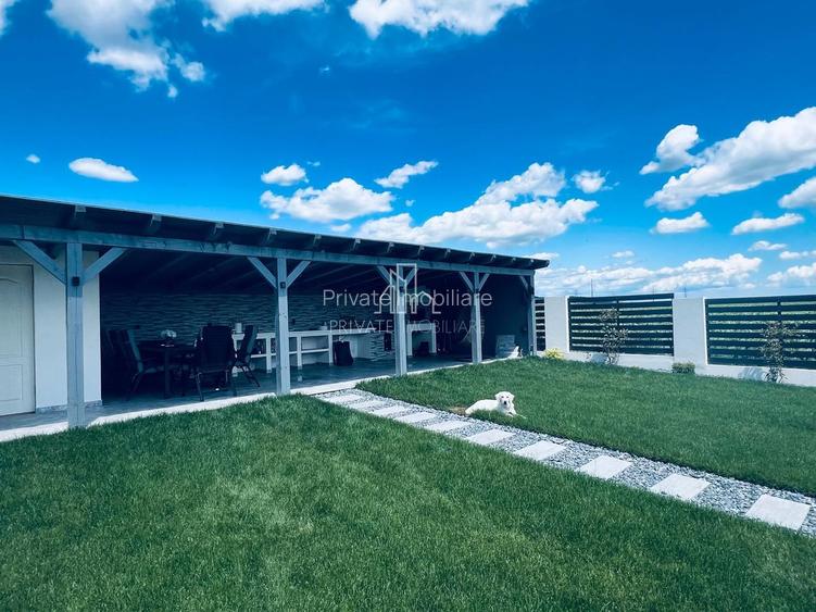 Casa/Vila Noua de Vanzare, mobilata/Utilata, Deosebita, Nazna - 26