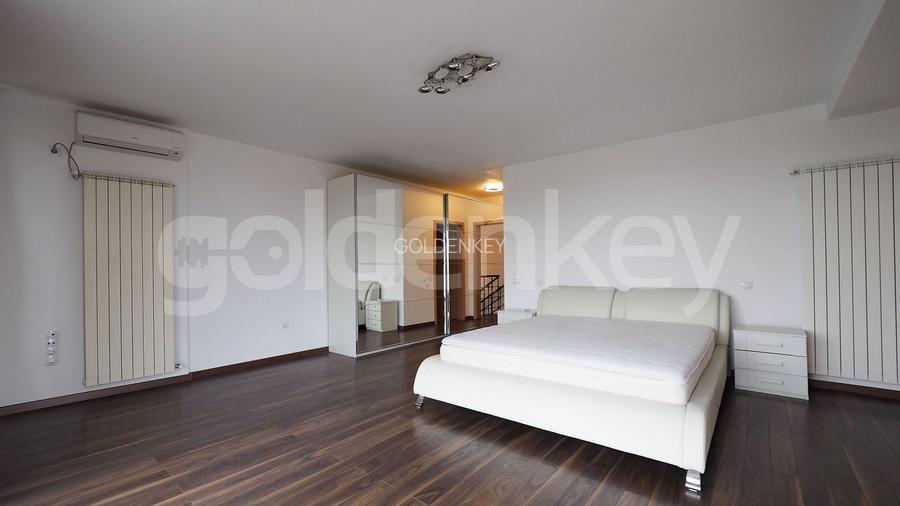 Vedere panoramica lac | Penthouse modern cu 4 dormitoare, 4 bai - 12