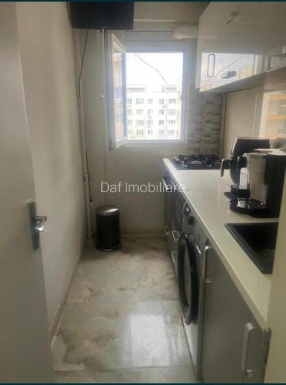 75000 euro -2camere- decomandat - metrou Grigorescu -Parc Ior - 5