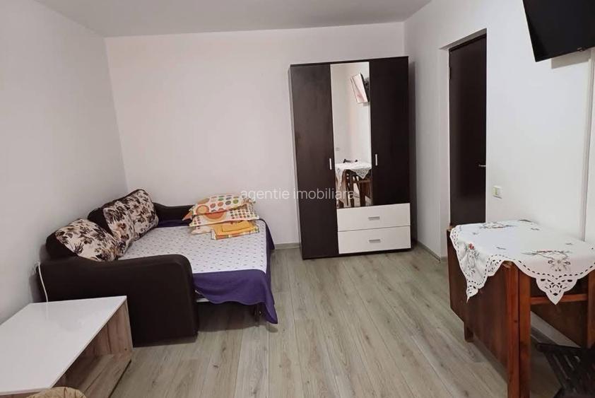 Ocazie - Parter decomandat -3 minute de facultatea Campus - 3