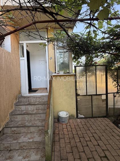 Ap 3 camere 60 mp + curte 18 mp și loc de parcare - 18