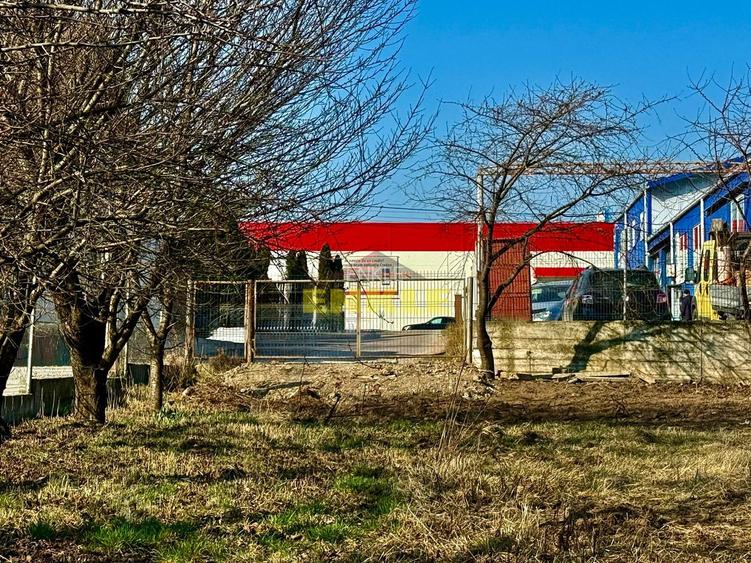 Vand sau inchiriez teren de 4500 mp Botosani zona mc Donalds ! - 9
