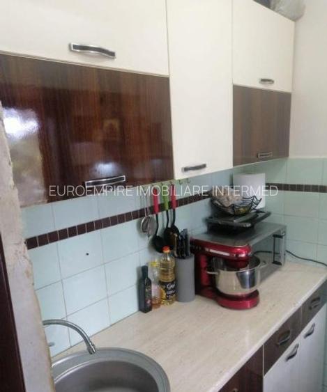 Garsoniera decomandata, CET - 7