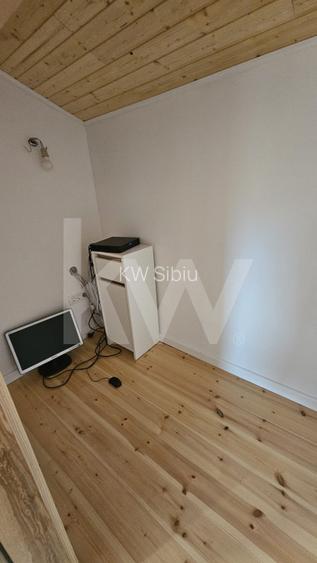 Casa moderna de inchiriat, cu garaj generos – Tocile, Sadu - 11