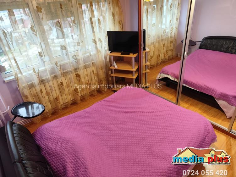 Apartament cu 2 camere decomandat, etaj 8/10,  Mazepa, - 3