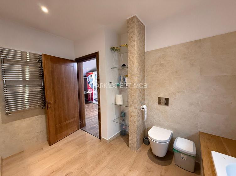 CASA /RESEDINTA//CLINICA //BIROURI// ANA IPATESCU// PLOIESTI - 26