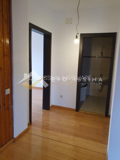 Apartament de trei camere la intrare in Bran - 13