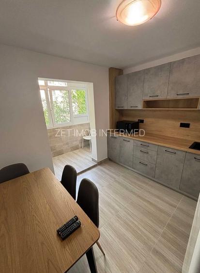 2 camere Dristor - str. Laborator *parcare ADP* - 2