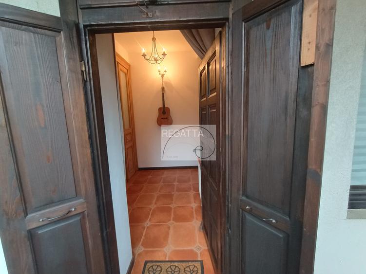 Duplex in villa - etaj plus mansarda - Foisorul de foc - 44