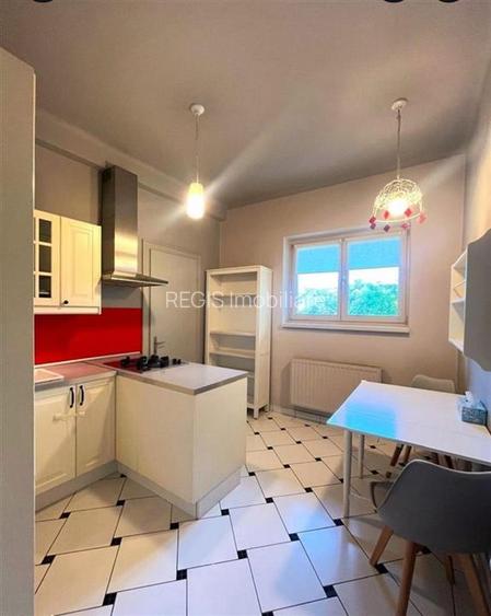 Apartament spatios 2 camere | Centrul Nou | Vila | Curte si gradina - 9