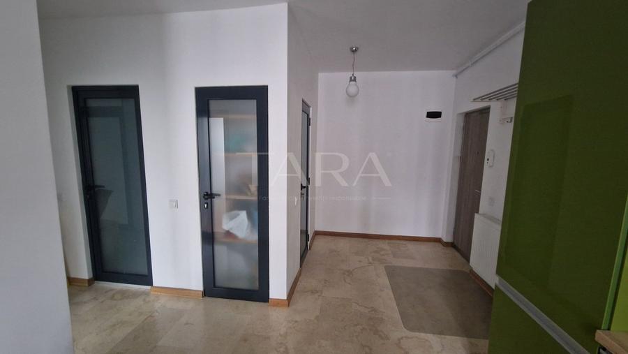 Apartament 2 camere decomandat, zona Vivo
