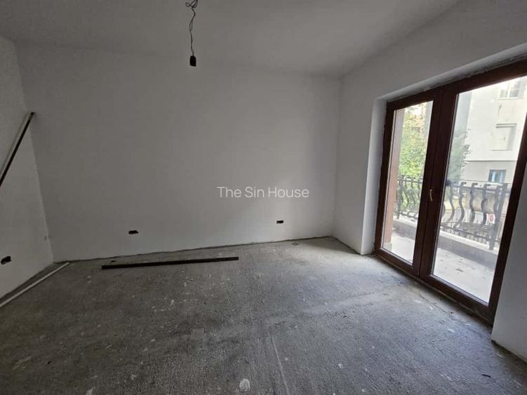 Vilă de Tip Duplex: Oază de Eleganță și Refinament în Centrul Istoric al Brașovu - 15