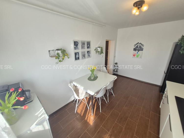 2 Cam-Lux-1 Min Spitalul Judetean-54 MP--Balcon-Mobilat-Centrala--85.000 Euro ! - 8