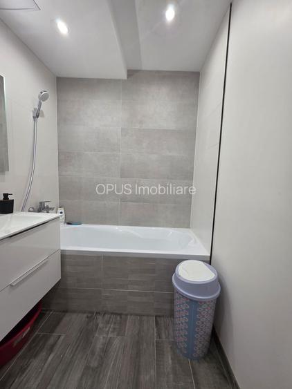 Apartament 3 camere decomandate, zona Campului - 7