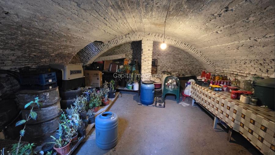 Casă boierească unică, zonă Tribunal - 9