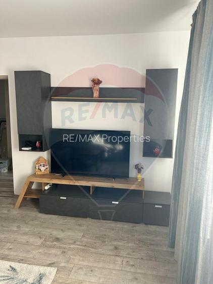 Apartament cu 2 camere de închiriat în zona 1 Decembrie 1918 / Parcare - 4