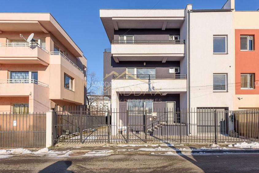 Vila ***400mp*** + Curte Proprie // zona Aviației - 2