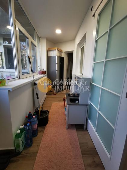 4 camere decomandat, renovat complet – Nicolina 1, prima statie - 10