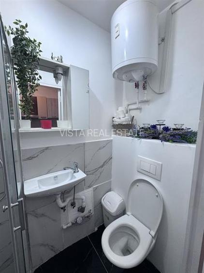 Garsoniera ideala pentru locuit sau investitie. Zona Centrala - 8