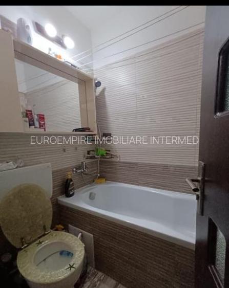 Garsoniera decomandata, CET - 2