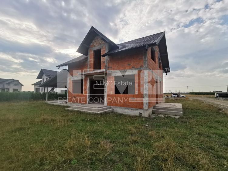 Casă la roșu | 144 mp utili + 7 ari teren | Frătăuții Vechi, Suceava - 2