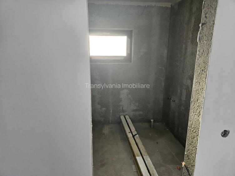 Casa de vanzare in Dezmir | 149 utili | 2 parcari - 13